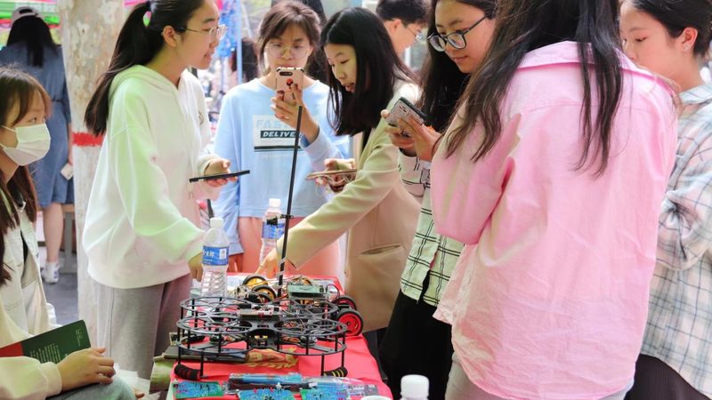 上海本地SAAS售后服务：关键考量因素与选择指南